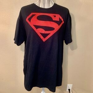 Superman T-Shirt XL Black 100% Cotton Red Superman Emblem Oversized Unisex